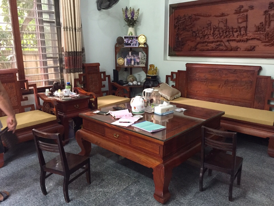 Làm đệm ghế gỗ trạm khắc