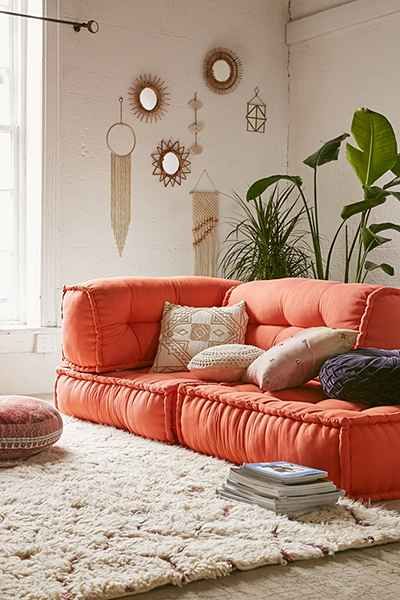 Bọc ghế sofa giá rẻ với gam màu nóng nổi bật và cuốn hút