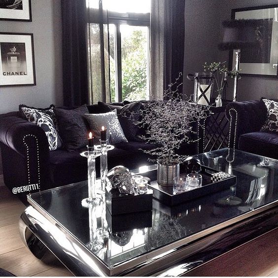 Gợi ý trang trí nội thất với sofa đen giúp căn phòng bạn thêm sang trọng