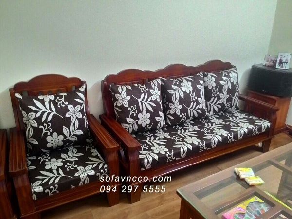 May đệm cho ghế sofa gỗ tại nhà giá tốt May đệm cho ghế sofa gỗ tại nhà giá tốt