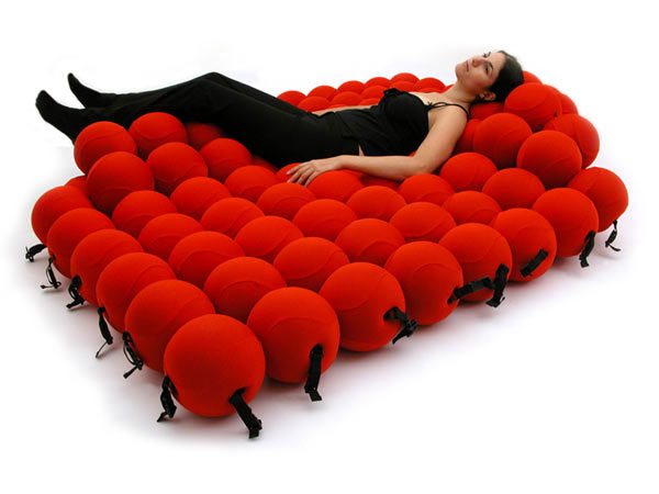 Những mẫu ghế sofa mang ý tưởng kì lạ đến kinh ngạc