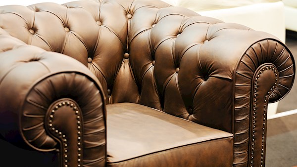 7 cách sửa ghế sofa cũ