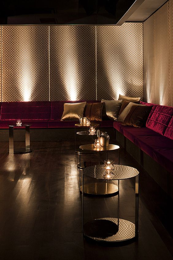 Các loại sofa dành cho quầy bar và sảnh khách sạn