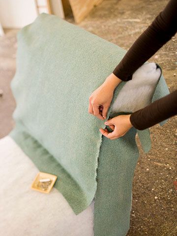 Bạn cũng có thể tự may vỏ bọc ghế với giá của vài mét vải