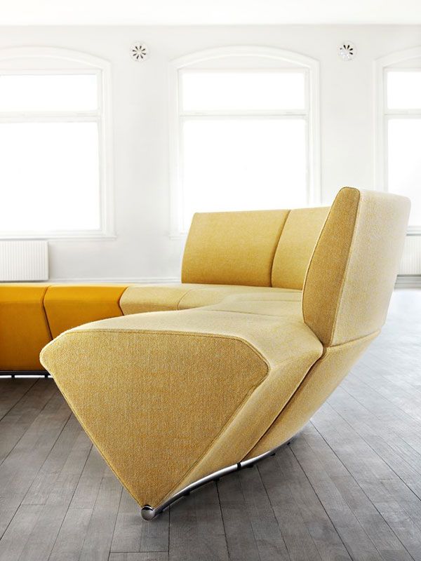 Bọc ghế sofa cong trông tuyệt đẹp cho phòng khách của bạn