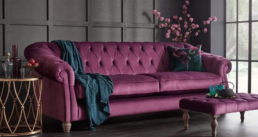 Boc ghế sofa tím với phong cách trang trí của bạn