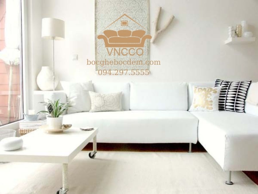 Các sản phẩm tốt nhất để làm sạch ghế sofa giả da trắng