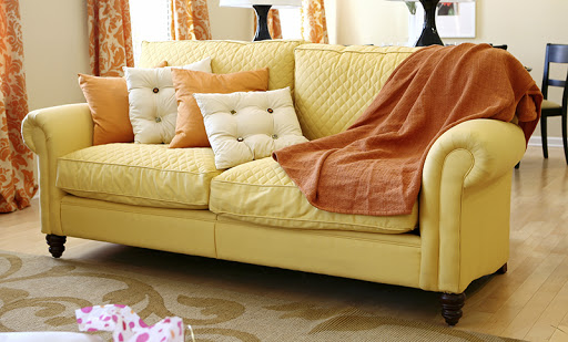 Cách làm sạch và bảo dưỡng bọc ghế sofa tốt