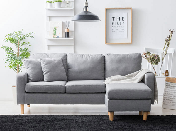 Cách tạo kiểu cho ghế sofa màu xám