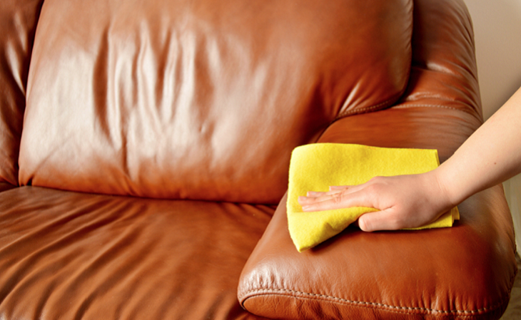 Sai lầm cần tránh khi làm sạch ghế sofa cao cấp