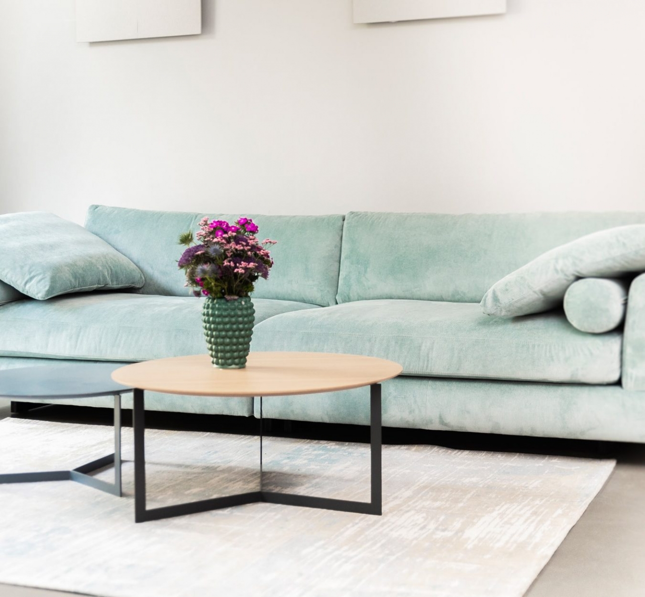 7 mẹo hiệu quả giúp duy trì ghế sofa màu sáng trong nhà của bạn