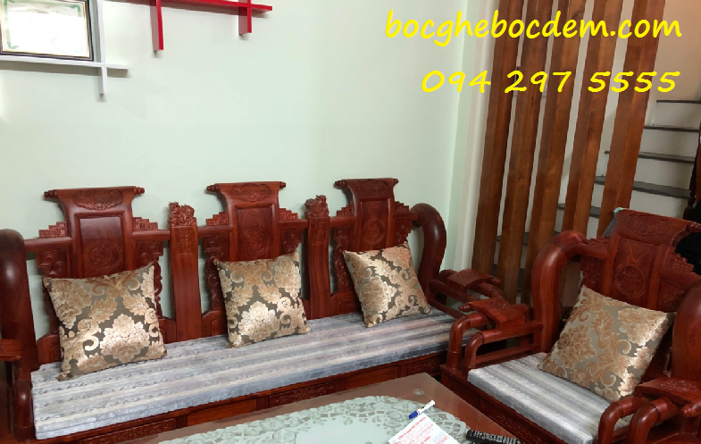 Ý tưởng trang trí với bọc ghế sofa sọc