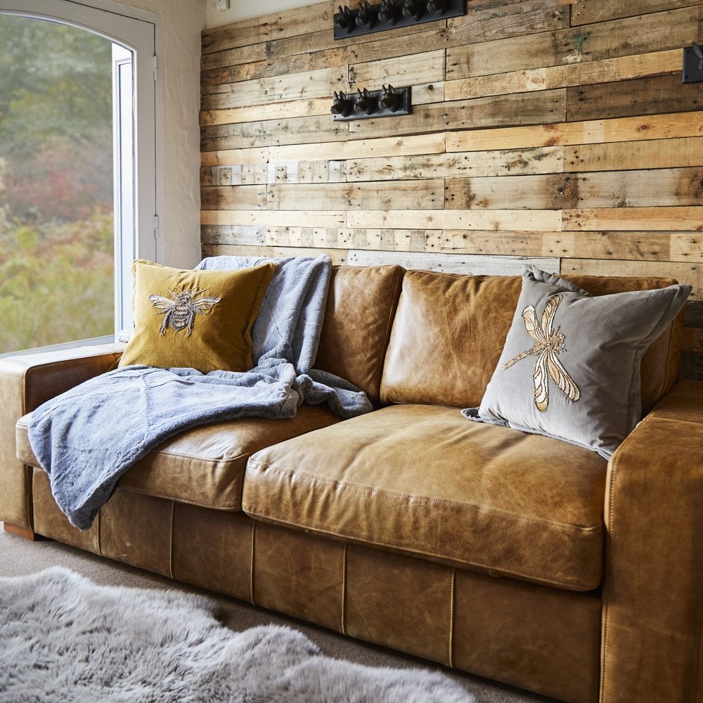 Những ưu điểm và nhược điểm mà chiếc ghế sofa da mang lại cho bạn