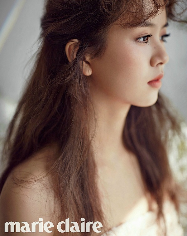 Vẻ đẹp khó cưỡng như nữ thần của 2 ngôi sao của màn ảnh Hàn Kim Yoo Jung và Kim So Hyun