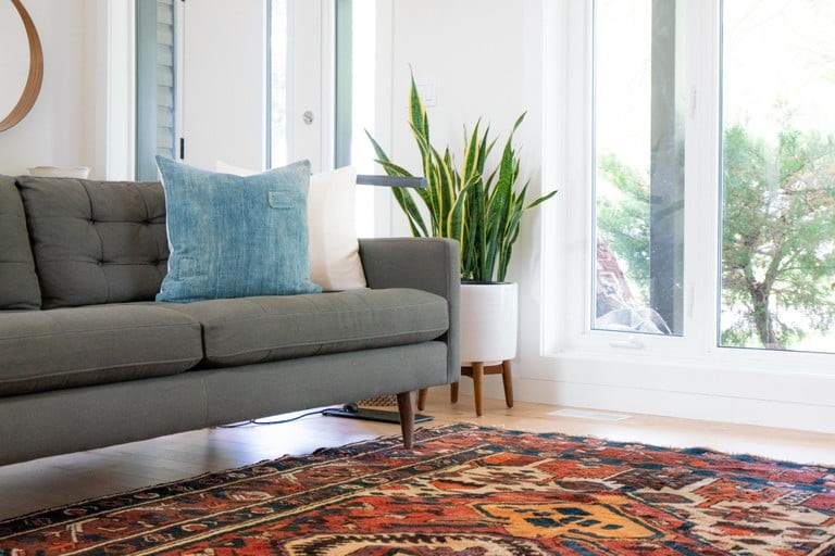Những ý tưởng thảm phòng khách tuyệt vời này sẽ thay đổi không gian của bạn ngay lập tức