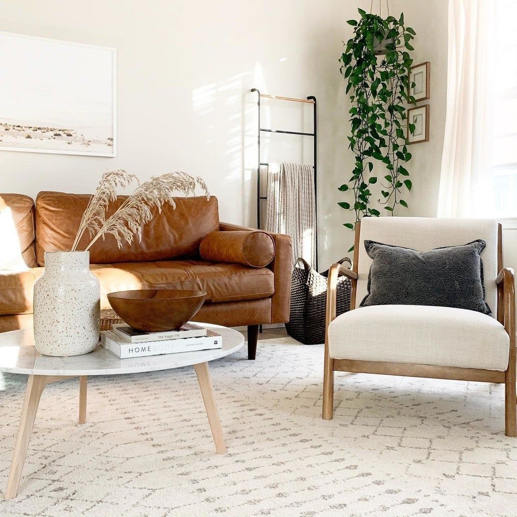 VNCCO giúp bạn so sánh hai nền chất liệu sofa vải và da – Chất liệu nào sẽ tốt hơn?