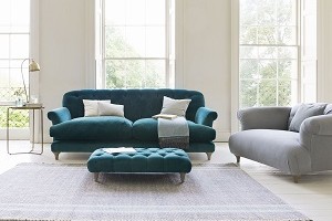 Bọc ghế sofa với gam màu phù hợp thời tiết